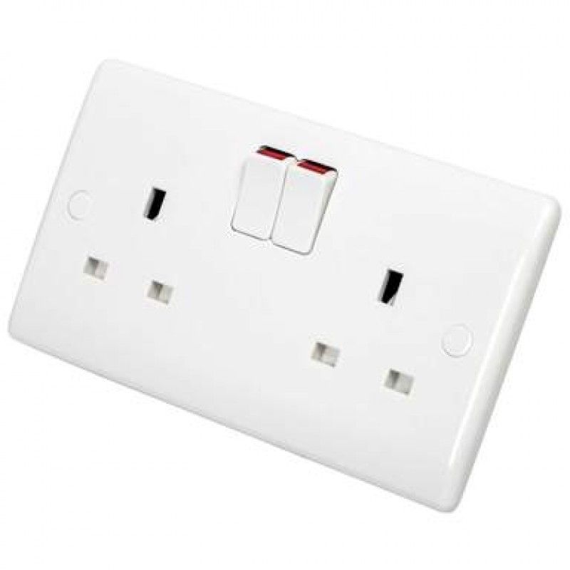 BG 800 Series 2 Gang Switched Socket